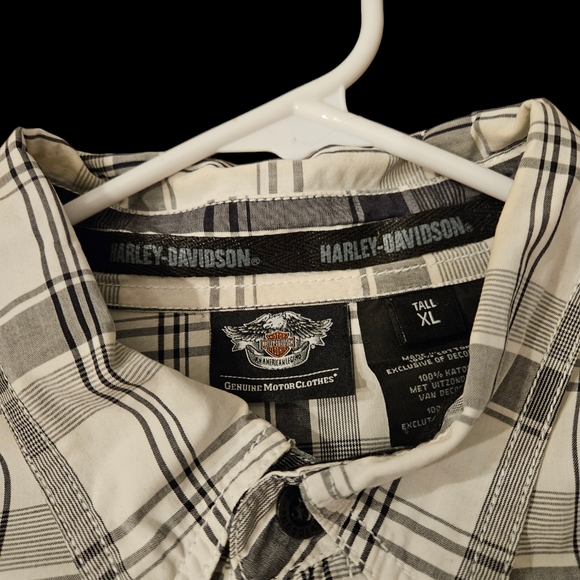 Button down long sleeve shirt - Picture 3 of 4